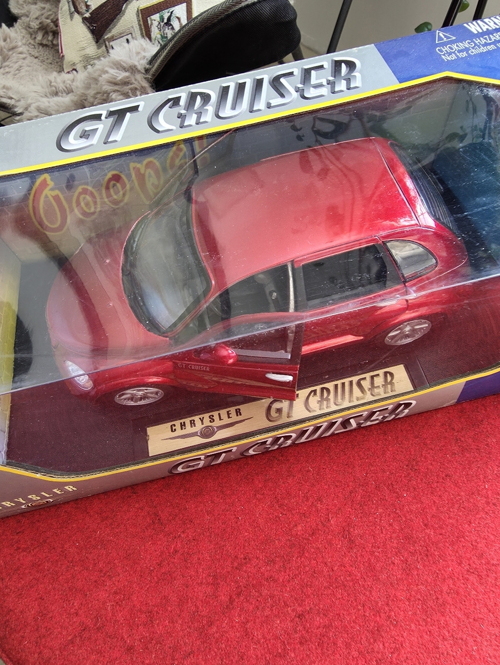 Gate 1/18 Scale Diecast 2001 Chrysler PT Cruiser GT model car in red.